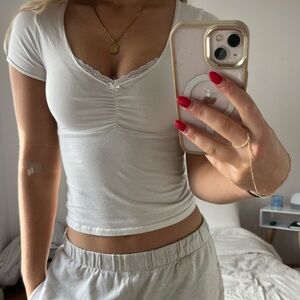 Brandy Melville white top
